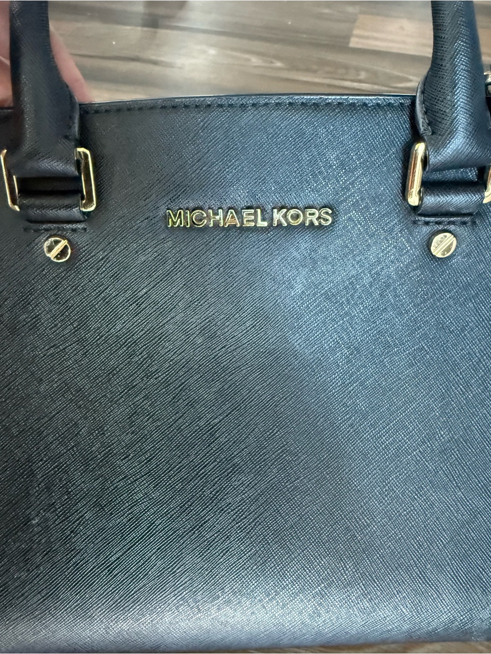 Michael Kors Black Gold Saffiano Satchel Tote Purse & Wristlet Wallet Set - Picture 8 of 9